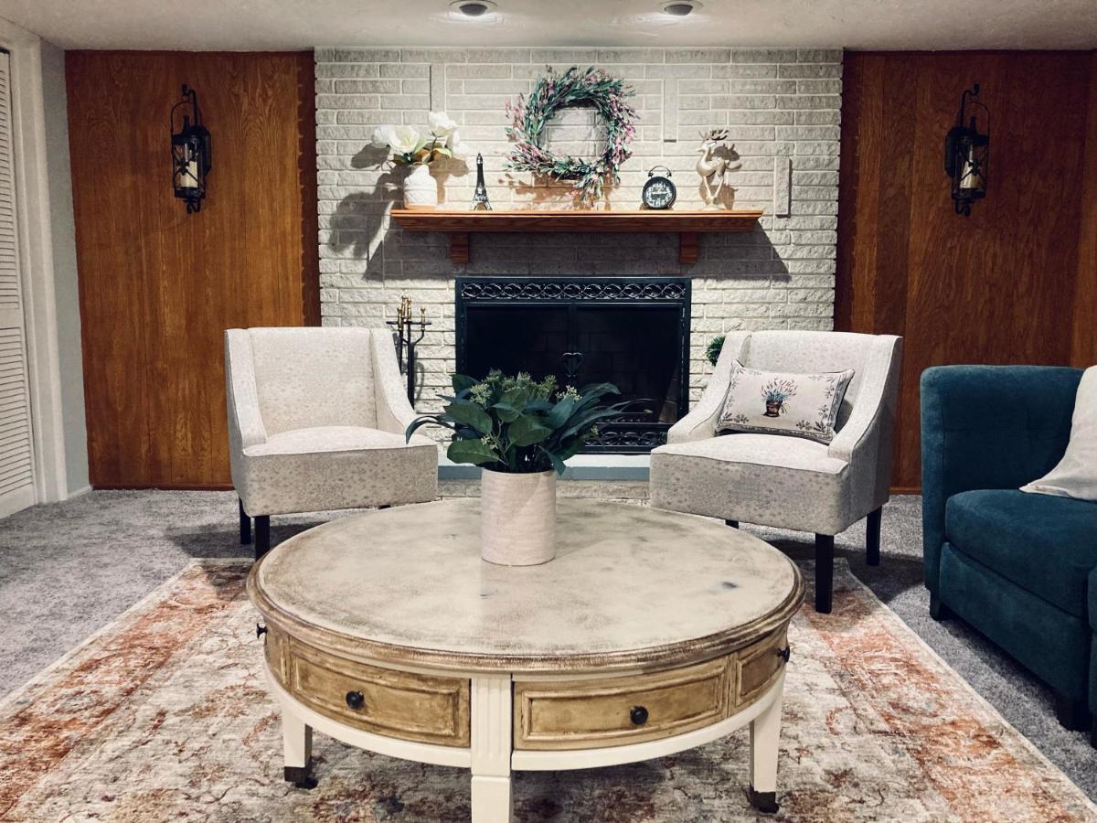 Three Bedroom Villa Near Cleveland Clinic, Case Western, University Hospitals South Euclid Buitenkant foto